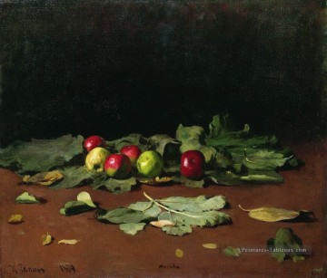 pommes et feuilles 1879 Ilya Repin Nature morte impressionnisme Peinture à l'huile